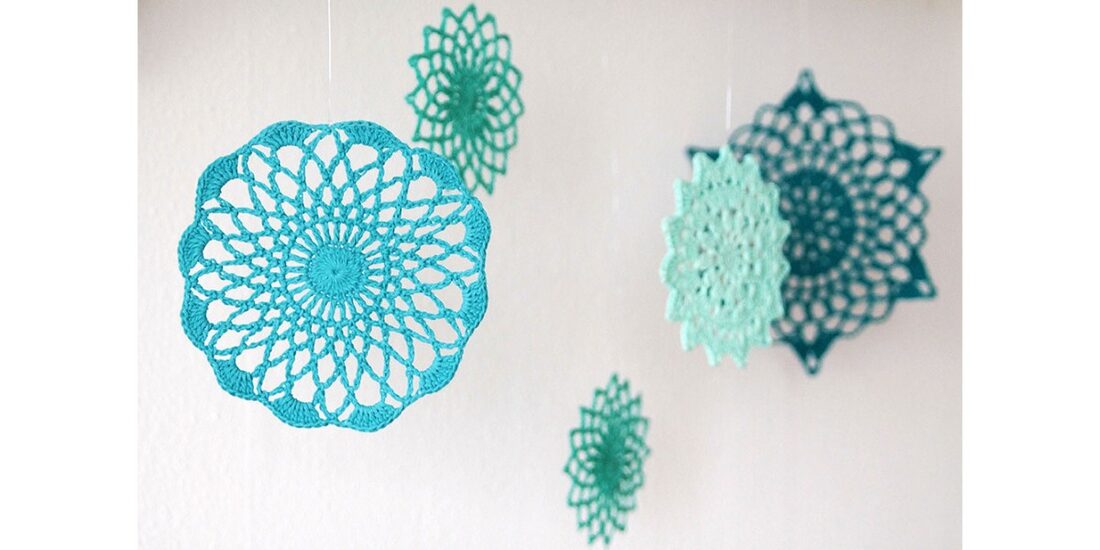 Hanging mandala online